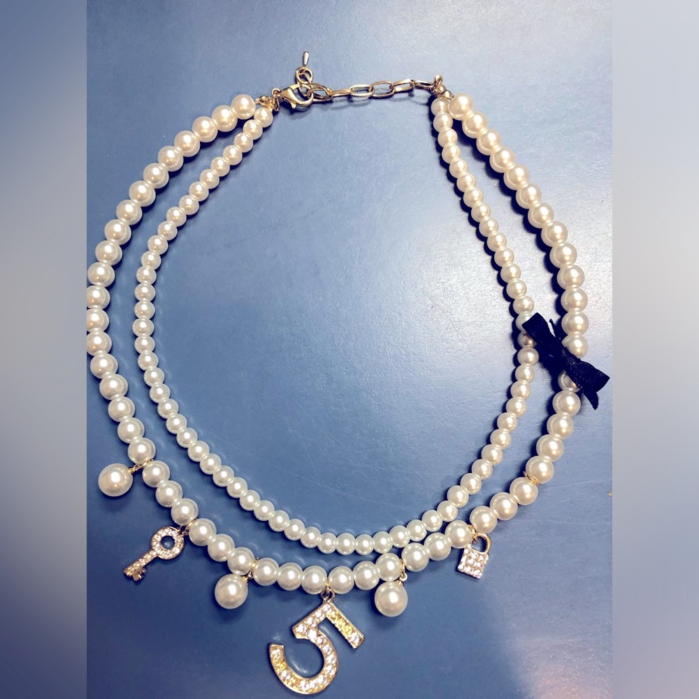 Paris Chic Black Bow Pearl Rhinestone Lock No 5 Key Charms Necklace